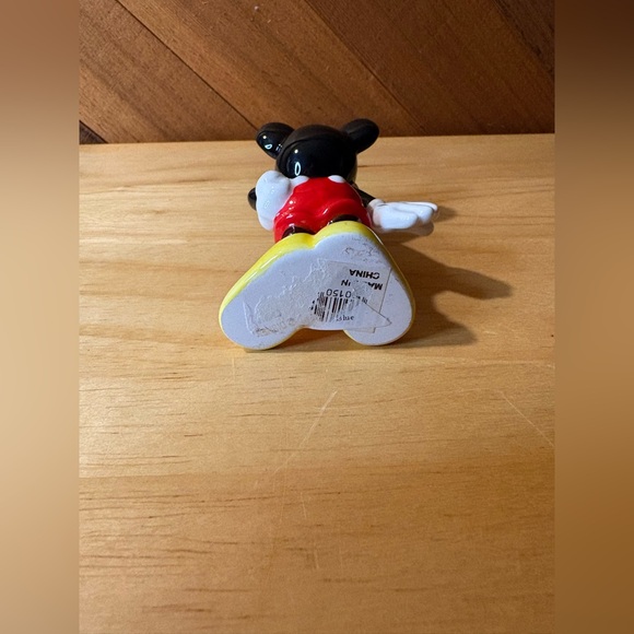 Disney Mickey Mouse Ceramic Figurine Vintage Style Collectible - Picture 4 of 6